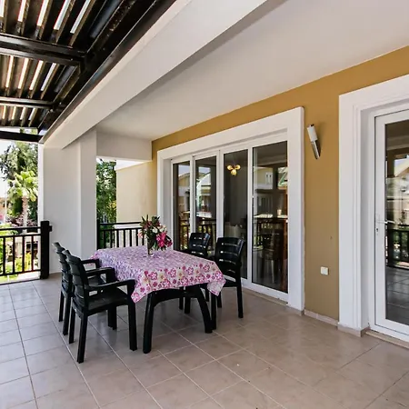 Sultan Homes 2 Apartment